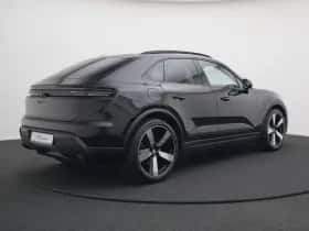 Porsche Macan (2026) thumbnail 5