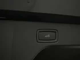 Porsche Macan (2026) thumbnail 46