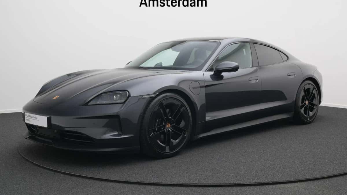 Porsche Taycan (2025) — foto 1