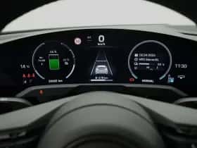 Porsche Taycan (2025) thumbnail 37