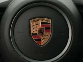 Porsche Taycan (2025) thumbnail 38