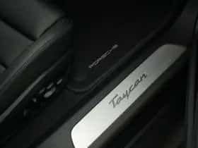 Porsche Taycan (2025) thumbnail 46