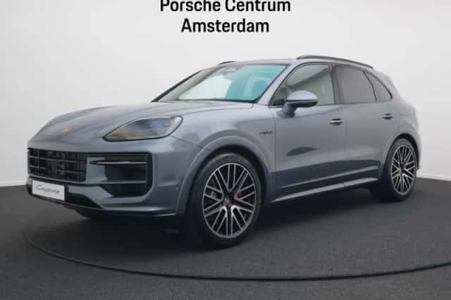 Porsche Cayenne (2026) thumbnail 1
