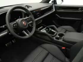 Porsche Cayenne (2026) thumbnail 16