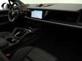 Porsche Cayenne (2026) thumbnail 22