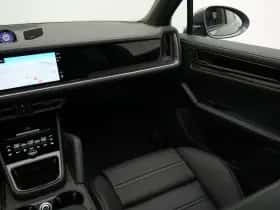 Porsche Cayenne (2026) thumbnail 36