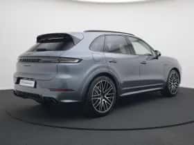 Porsche Cayenne (2026) thumbnail 8