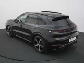 Porsche Cayenne (2025) thumbnail 15