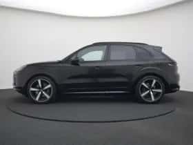 Porsche Cayenne (2025) thumbnail 19