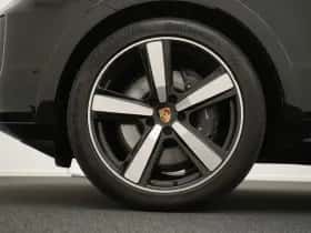 Porsche Cayenne (2025) thumbnail 4