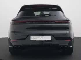 Porsche Cayenne (2025) thumbnail 9