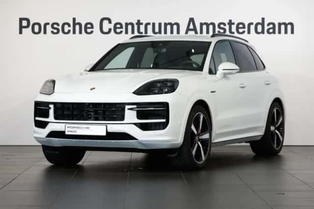 Porsche Cayenne (2026) thumbnail 1