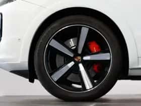 Porsche Cayenne (2026) thumbnail 6