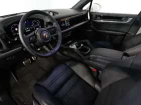 Porsche Cayenne (2026) thumbnail 9