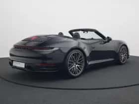 Porsche 911 (2024) thumbnail 3
