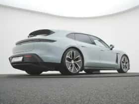 Porsche Taycan (2024) thumbnail 26