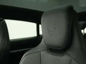 Porsche Taycan (2024) thumbnail 30