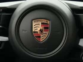 Porsche Taycan (2024) thumbnail 31