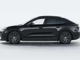 Porsche Macan (2025) thumbnail 2
