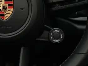 Porsche 911 (2024) thumbnail 40