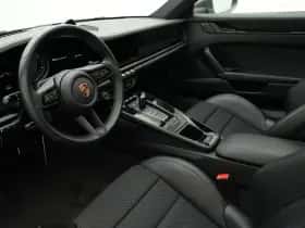 Porsche 911 (2024) thumbnail 5