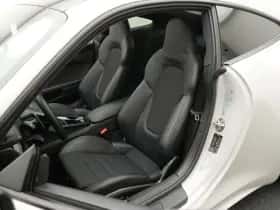 Porsche 911 (2024) thumbnail 6