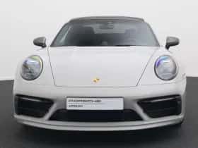 Porsche 911 (2024) thumbnail 9