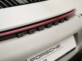 Porsche 911 (2024) thumbnail 10