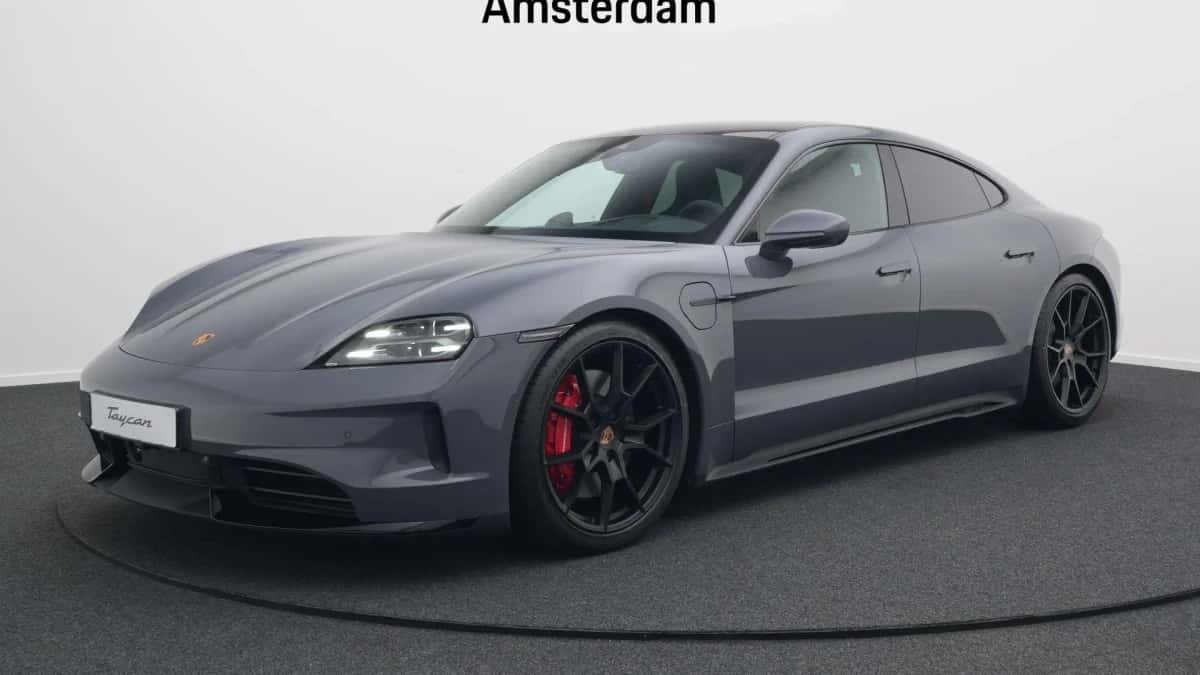 Porsche Taycan (2025) — foto 1