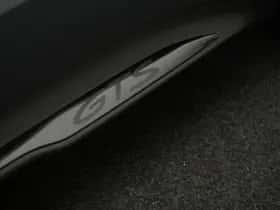 Porsche Taycan (2025) thumbnail 13