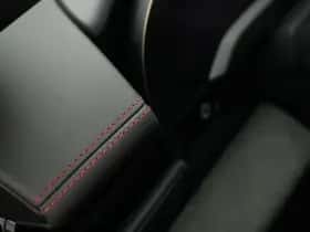 Porsche Taycan (2025) thumbnail 20