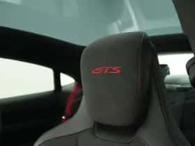 Porsche Taycan (2025) thumbnail 28