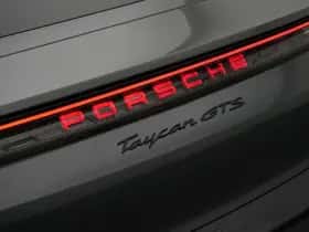 Porsche Taycan (2025) thumbnail 44