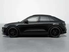 Porsche Macan (2025) thumbnail 2