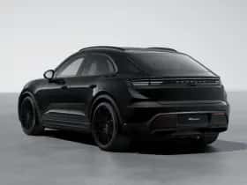 Porsche Macan (2025) thumbnail 3