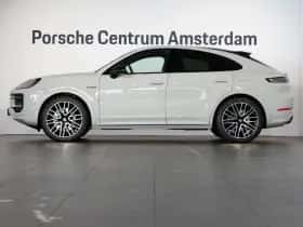 Porsche Cayenne (2026) thumbnail 2