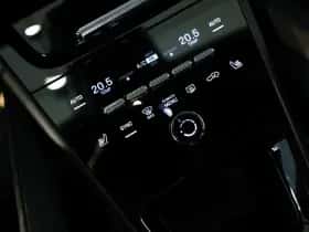 Porsche Cayenne (2026) thumbnail 17