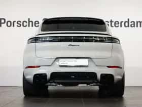 Porsche Cayenne (2026) thumbnail 5