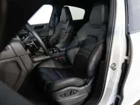 Porsche Cayenne (2026) thumbnail 8