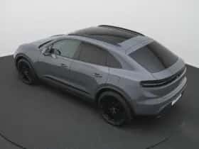 Porsche Macan (2026) thumbnail 11