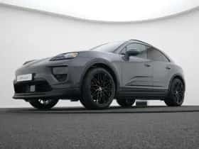 Porsche Macan (2026) thumbnail 13