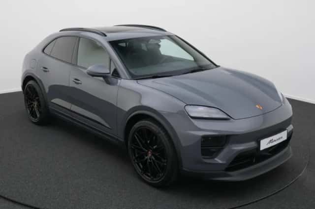 Porsche Macan (2026) thumbnail 4