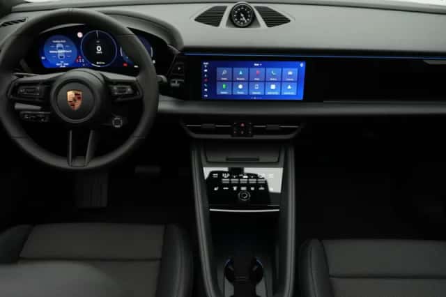 Porsche Macan (2026) thumbnail 6