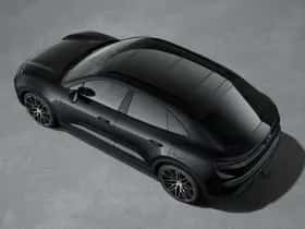 Porsche Macan (2025) thumbnail 4