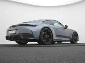 Porsche 911 (2026) thumbnail 24