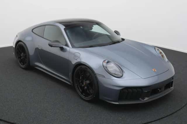 Porsche 911 (2026) thumbnail 4