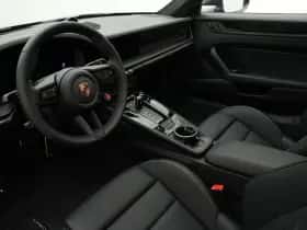 Porsche 911 (2026) thumbnail 35