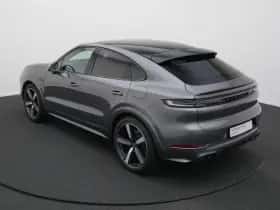 Porsche Cayenne (2025) thumbnail 14