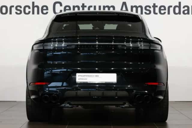 Porsche Cayenne (2026) thumbnail 4