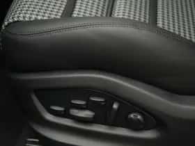 Porsche Cayenne (2026) thumbnail 33